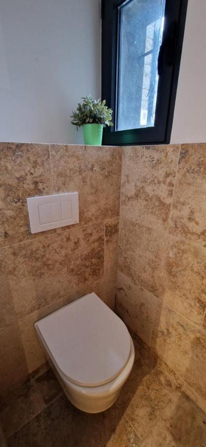 Bel & Ancien Appartement T3 Renove Dans Sartene ภายนอก รูปภาพ