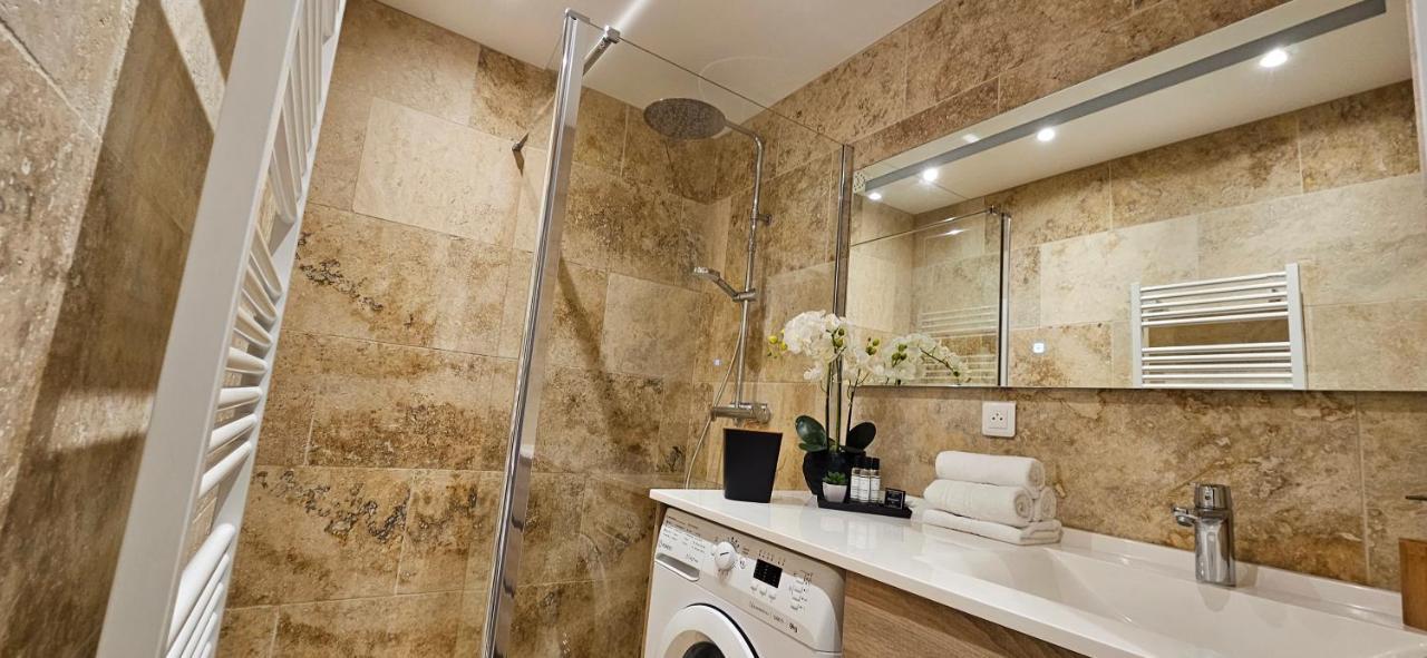 Bel & Ancien Appartement T3 Renove Dans Sartene ภายนอก รูปภาพ