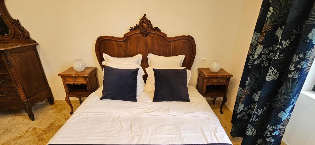 Bel & Ancien Appartement T3 Renove Dans Sartene ภายนอก รูปภาพ