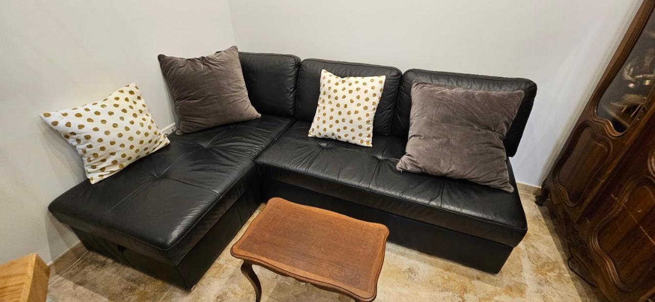Bel & Ancien Appartement T3 Renove Dans Sartene ภายนอก รูปภาพ